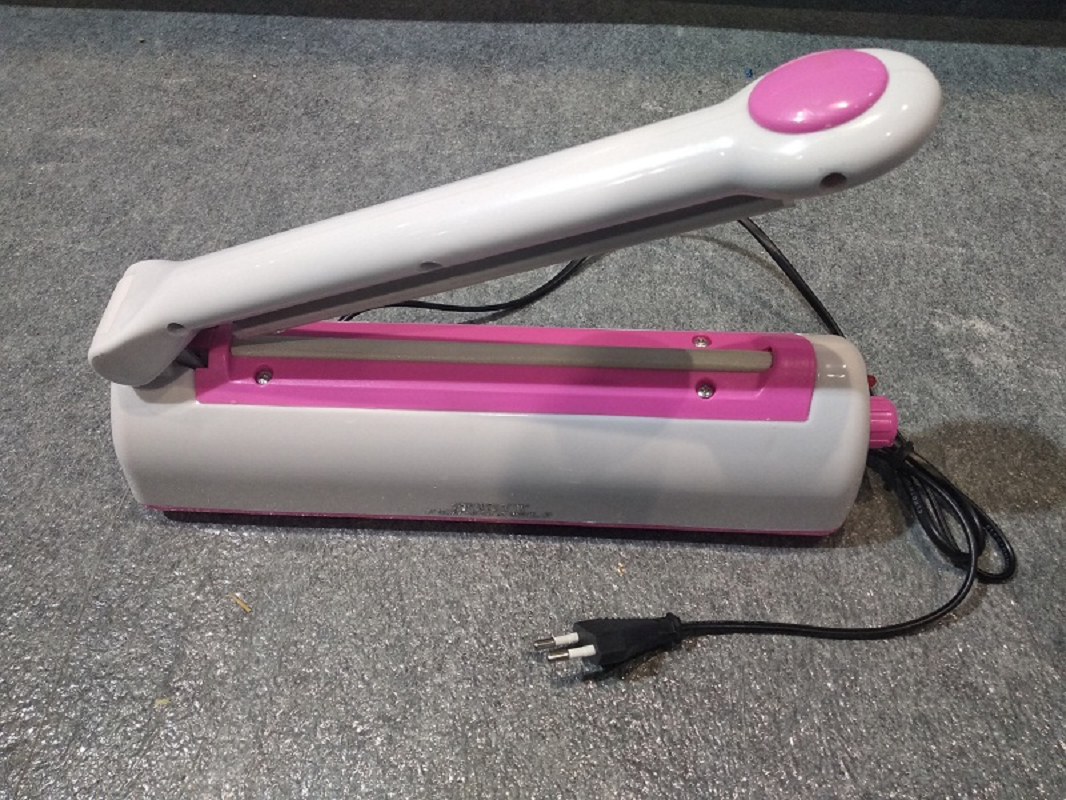 Zhejiang Tianyu industry Co. Ltd Supplier Factory Manufacturer Supply and Sale Hand Sealing 3.0 mm Width Impulse Poly Tubing Heat Sealer PFS-B Series Tabletop Manual Plastic Poly Bag Sealing Machine 浙江天宇实业有限公司供给厂制造厂家供销手封3.0 mm宽脉冲式聚管热封机PFS-B系列台式手动塑料聚袋封口机